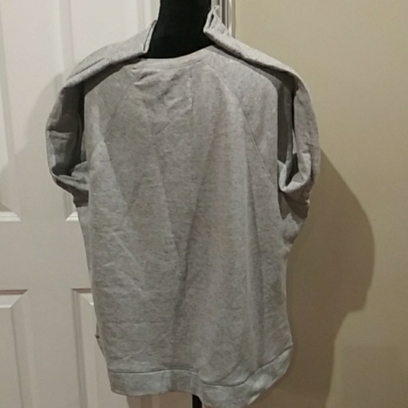 Just for me sweater - Picture 3 of 4